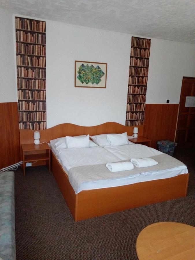 Siesta Vendeghaz Hotel Miskolc Luaran gambar